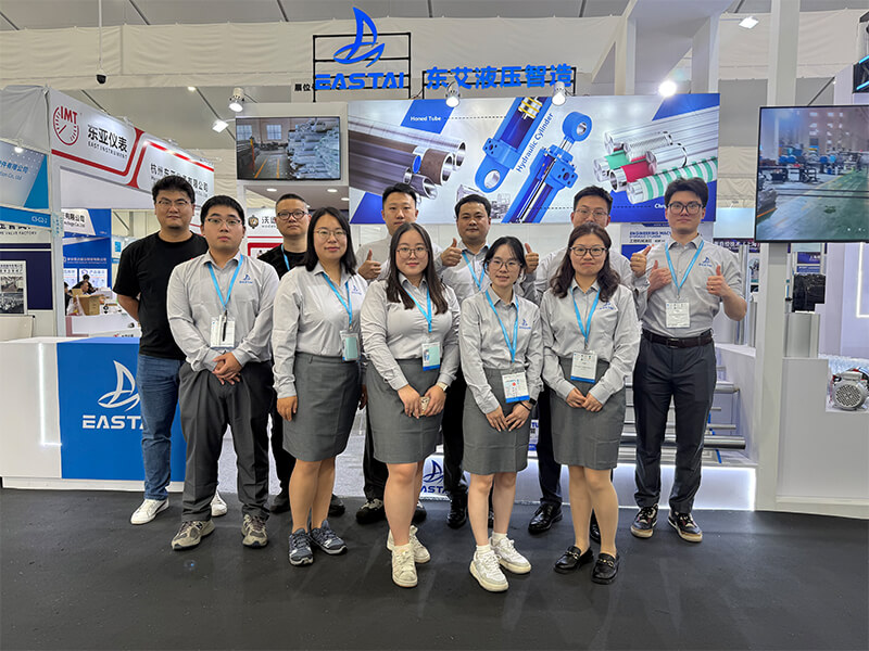 EASTAI exhibition booth at international hydraulic machinery trade show