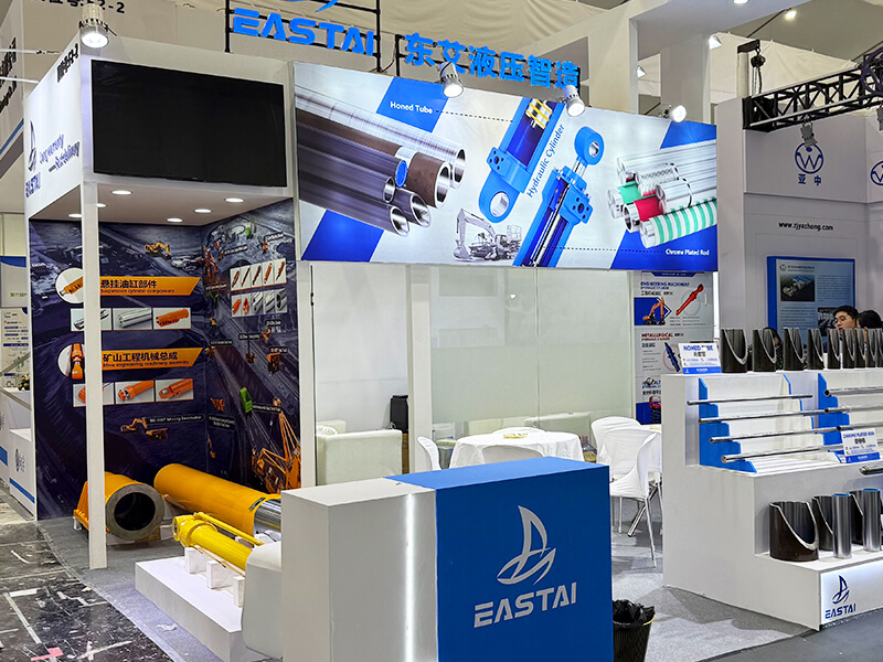 EASTAI branded booth at global hydraulic and industrial equipment exhibition