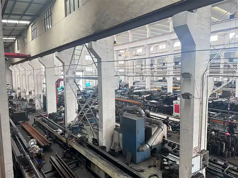 EASTAI hard chrome plated rod warehouse